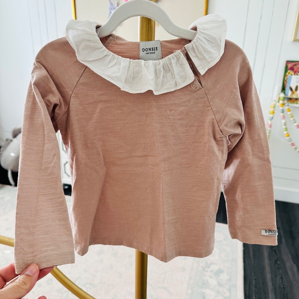 Donsje ruffle neck dusty rose top size 3-4 years
